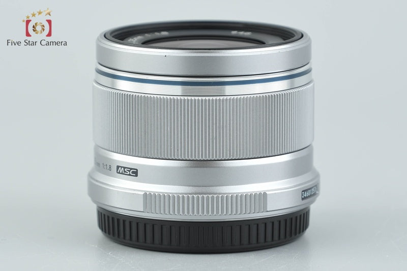 Olympus M.ZUIKO DIGITAL 25mm f/1.8 Silver