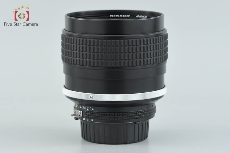 Nikon Ai-S NIKKOR 85mm f/1.4