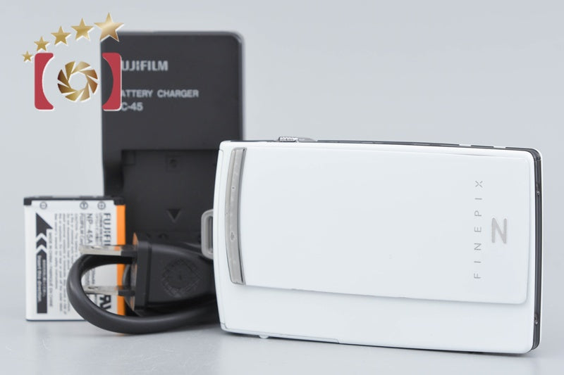 Fujifilm FinePix Z1000EXR White 16.0 MP Digital Camera