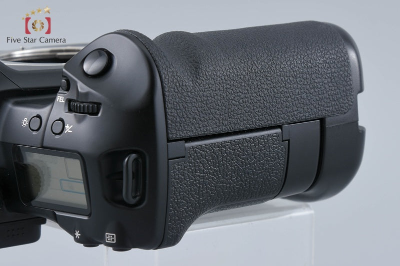 Canon EOS 3 35mm SLR Film Camera + BP-E1 Battery Pack