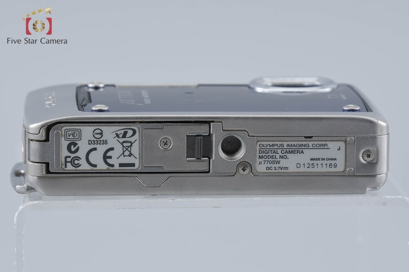Olympus μ770SW Deep Blue 7.1 MP Digital Camera