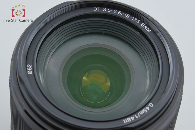 Sony DT 18-135mm f/3.5-5.6 SAM SAL18135