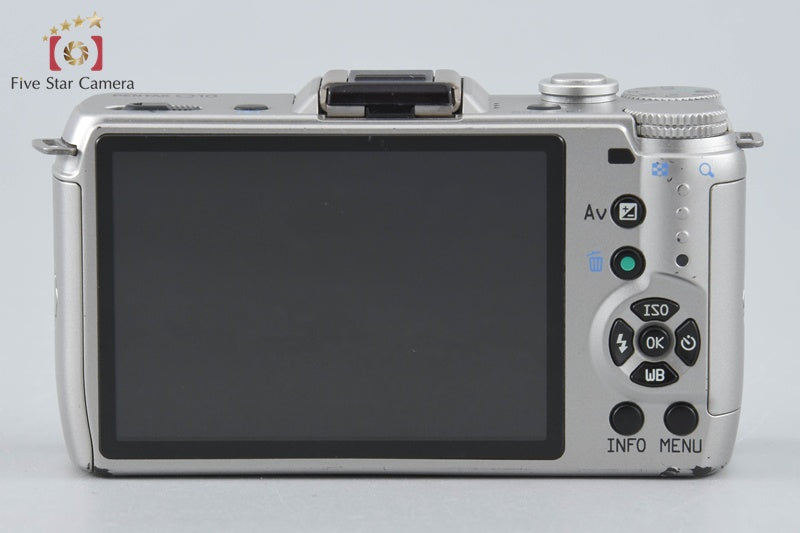 "Shutter count 1,954" PENTAX Q10 Silver 12.4 MP Digital Camera 5-15 Lens