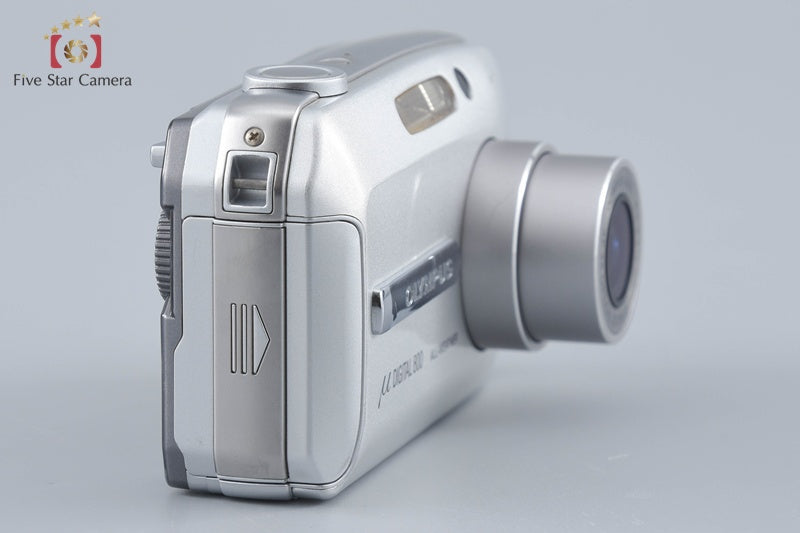 Olympus μ DIGITAL 800 Silver 8.0 MP Digital Camera