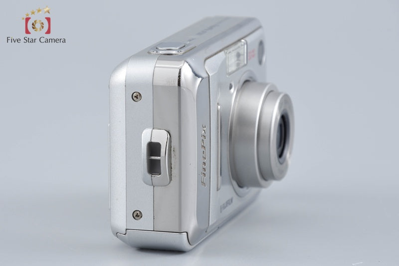 Fujifilm FinePix A500 5.1 MP Digital Camera