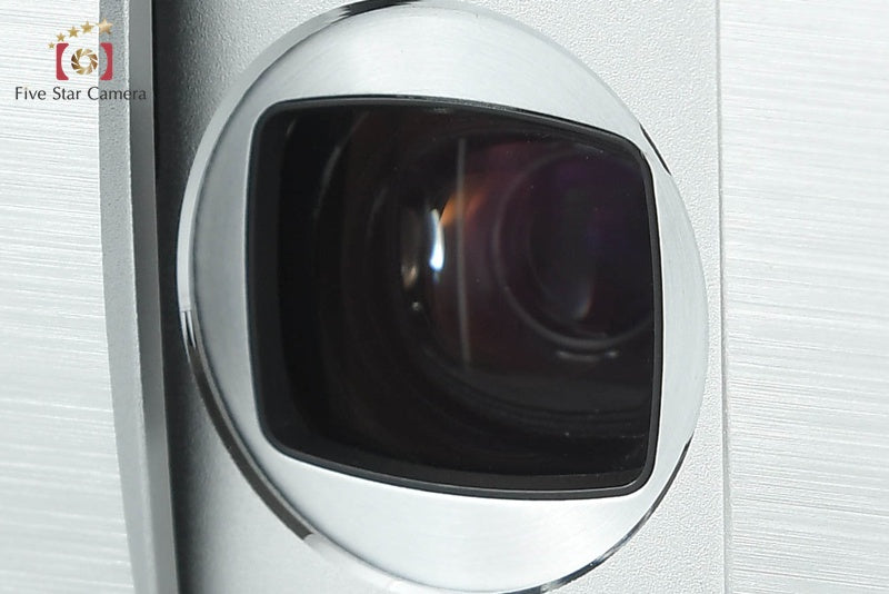SANYO Xacti DSC-J4 Silver 4.0 MP Digital Camera