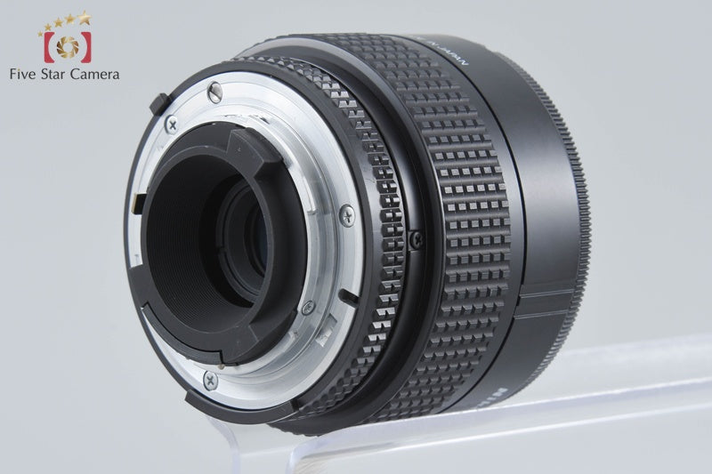 Nikon AF NIKKOR 35-70mm f/3.3-4.5