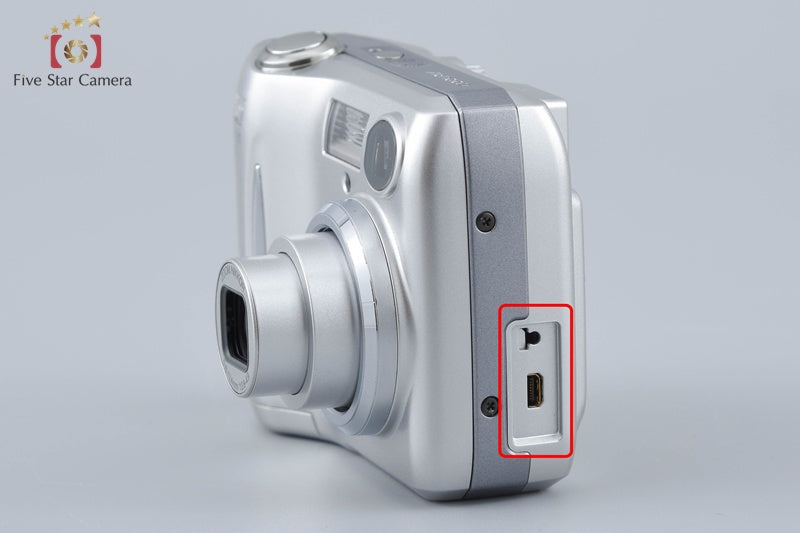 Nikon COOLPIX 4100 Chrome Silver 4.0 MP Digital Camera