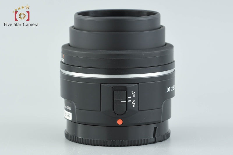 Sony DT 30mm f/2.8 MACRO SAM SAL30M28
