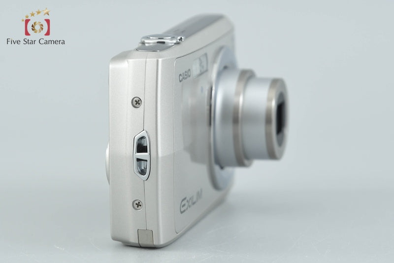 Casio EXILIM EX-Z16 Silver 12.1 MP Digital Camera w/ Box