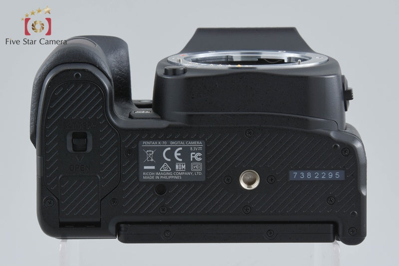 "Shutter count 2,711" PENTAX K-70 Black 24.0 MP DSLR Camera Body