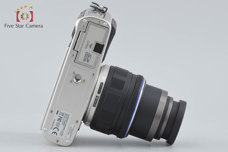 "Shutter count 4,999" Olympus PEN E-P1 Silver 12.3 MP Digital Camera 14-42 Lens