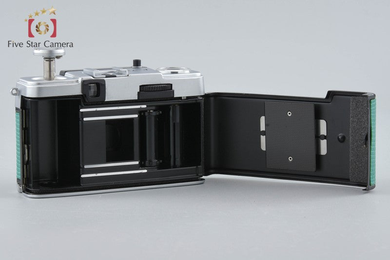 Olympus PEN EE-3 Light Green 35mm Half Frame Film Camera D.Zuiko 28mm f/3.5