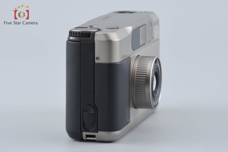 CONTAX T2 35mm Point & Shoot Film Camera