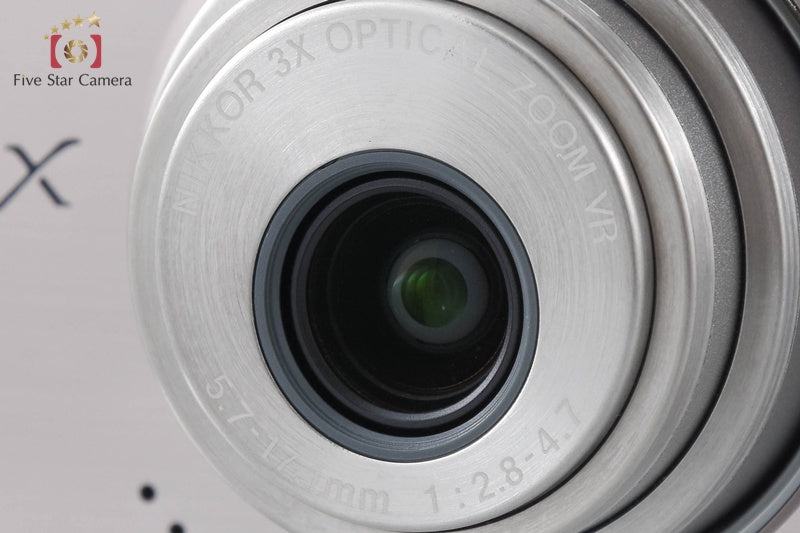 Nikon COOLPIX S520 Light Bronze 8.0 MP Digital Camera
