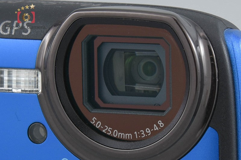Canon PowerShot D30 12.1 MP Digital Camera