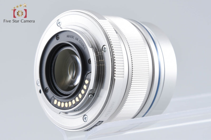 Olympus M.ZUIKO DIGITAL ED 12mm f/2.0 Silver