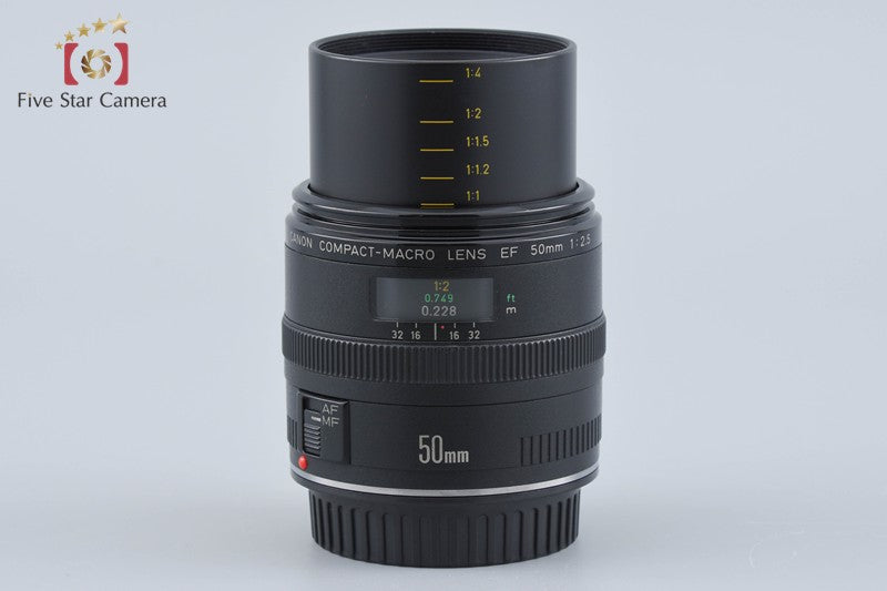 Canon EF 50mm f/2.5 Compact Macro