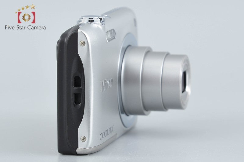 Nikon COOLPIX A100 Silver 20.0 MP Digital Camera w/ Box