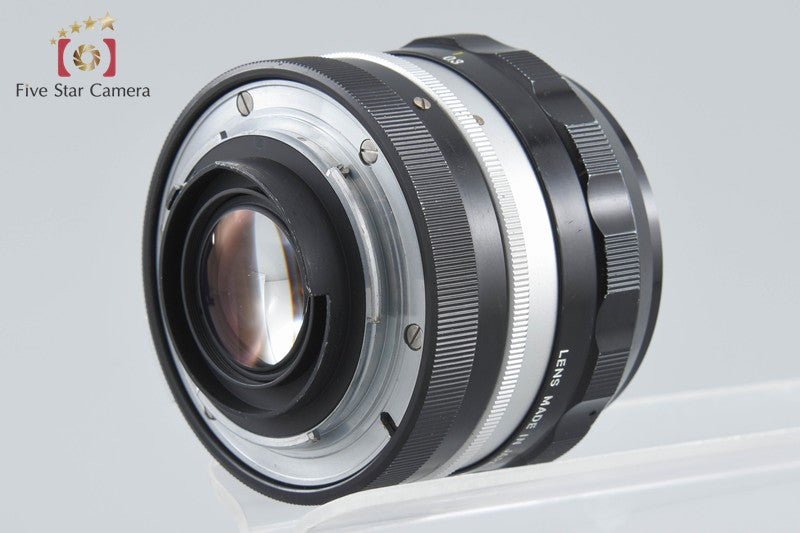 Nikon NIKKOR-N Auto 24mm f/2.8 Non Ai Lens
