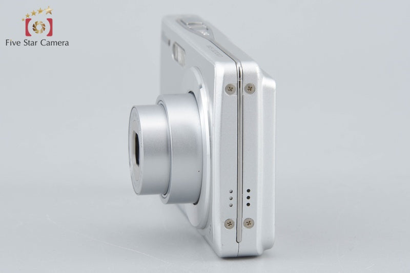 Nikon COOLPIX S200 Silver 7.1 MP Digital Camera