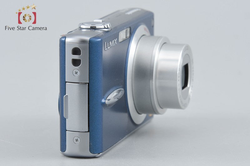 Panasonic LUMIX DMC-FX30 Urban Blue 7.2 MP Digital Camera