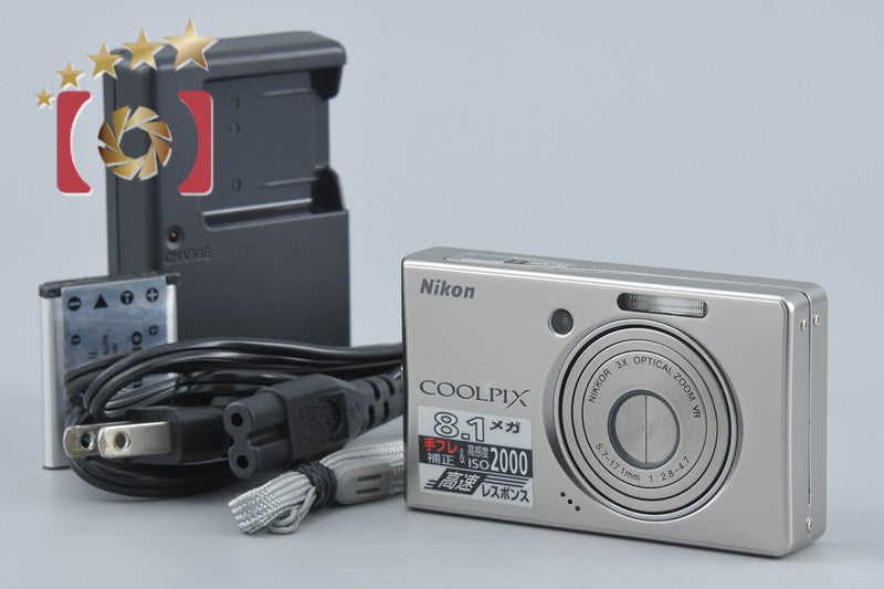 Nikon COOLPIX S510 Silver 8.1 MP Digital Camera