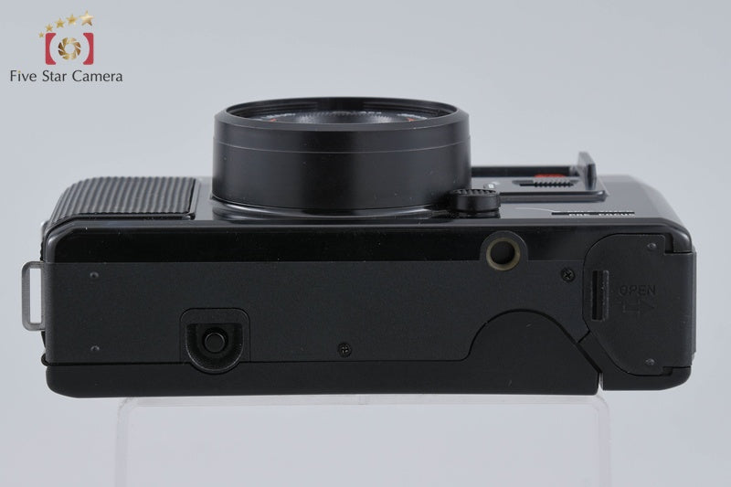 Canon AF35M 35mm Point & Shoot Film Camera