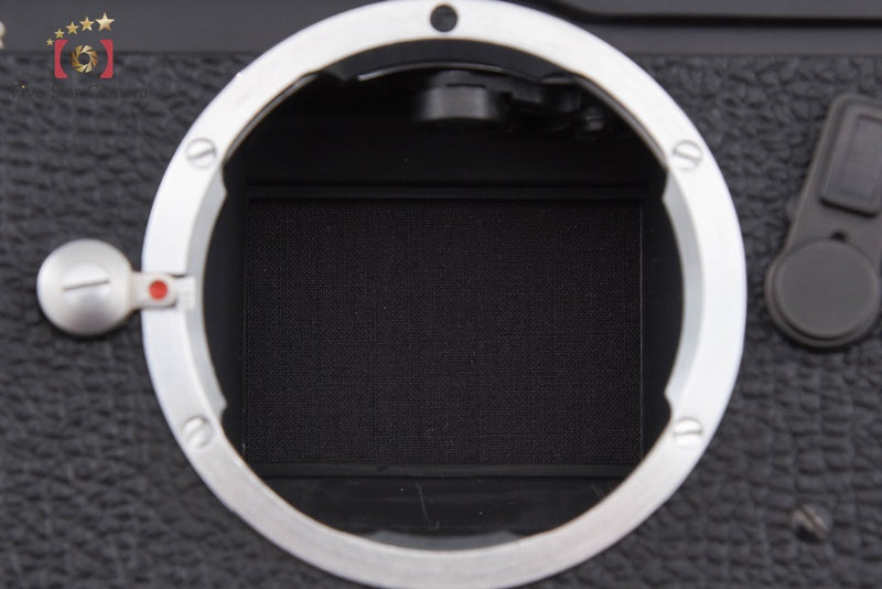 Leica M4-2 Black 35mm Rangefinder Film Camera Body