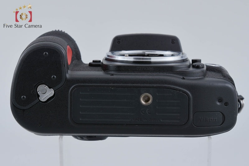 Nikon F100 35mm SLR Film Camera Body