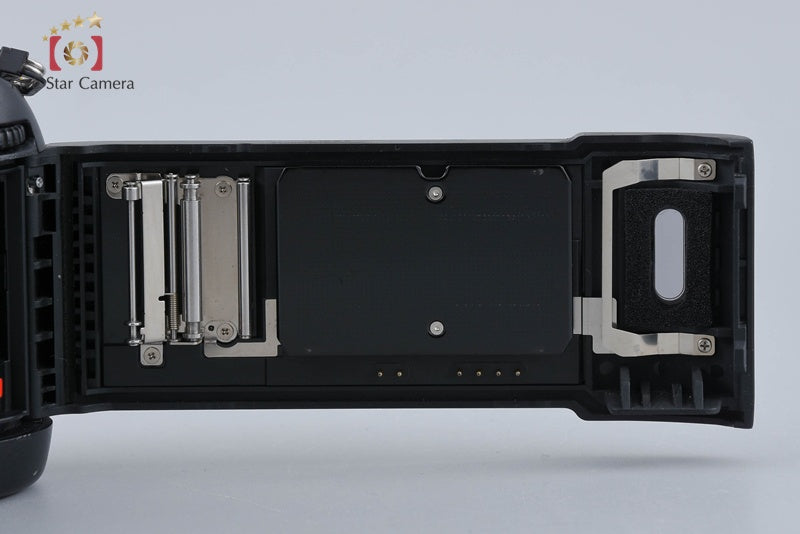 Nikon F100 35mm SLR Film Camera Body