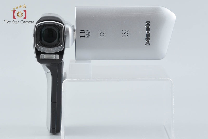 SANYO Xacti DMX-CG11 Silver 10.0 MP Digital Movie Camera