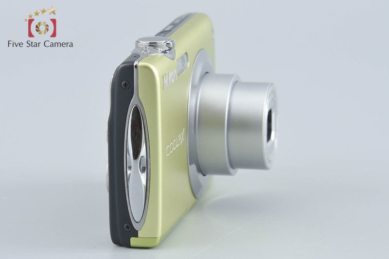 Nikon COOLPIX S3000 Pop Green 12.0 MP Digital Camera