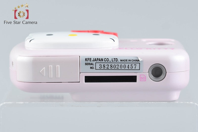 KFE JAPAN Hello Kitty DC500 Pink 5.3 MP Digital Camera w/ Box