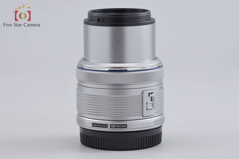 Olympus M.ZUIKO DIGITAL 14-42mm f/3.5-5.6 II R Silver