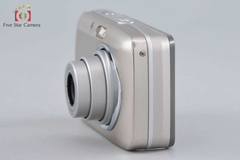 Olympus μ DIGITAL 600 Silver 6.0 MP Digital Camera