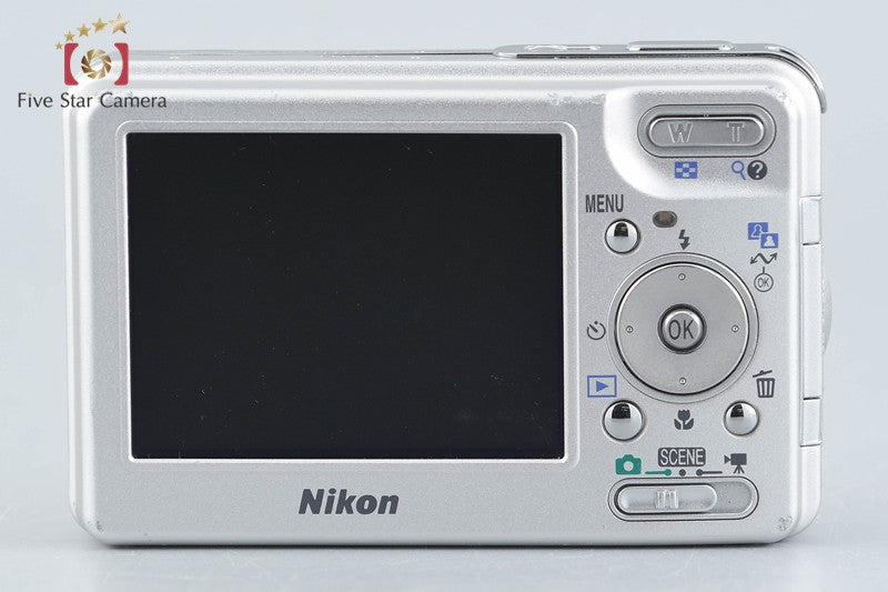 Nikon COOLPIX S3 Frost Siler 6.0 MP Digital Camera