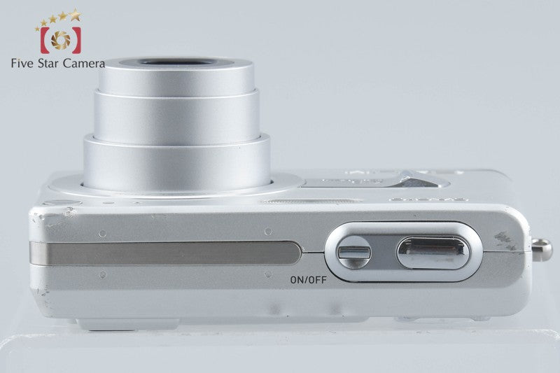 Casio EXILIM EX-Z40 Silver 4.0 MP Digital Camera