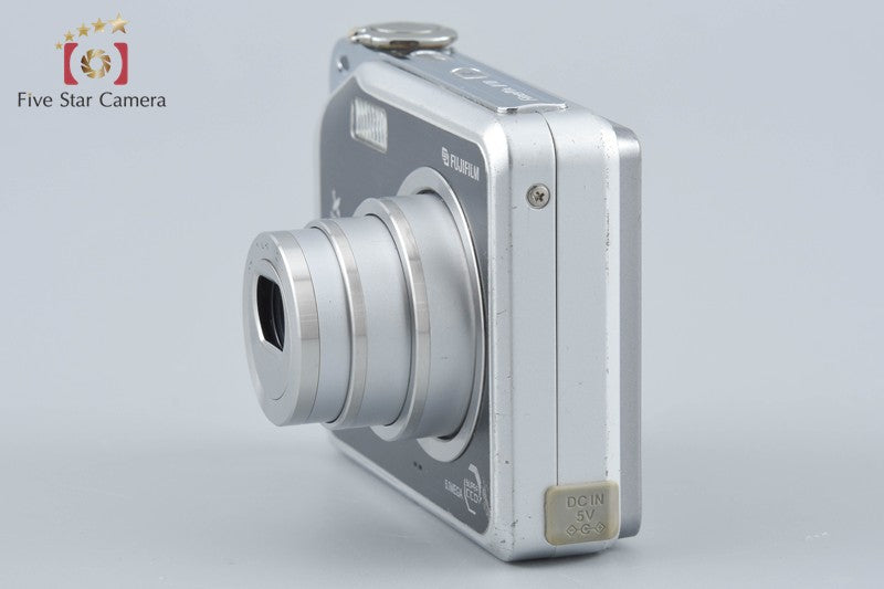 Fujifilm FinePix V10 Gun Metallic 5.1 MP Digital Camera