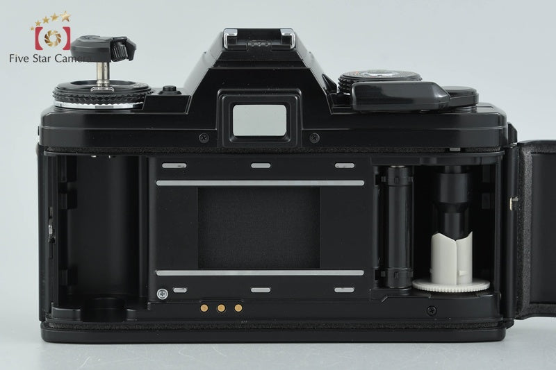 Minolta X-700 35mm SLR Film Camera Body