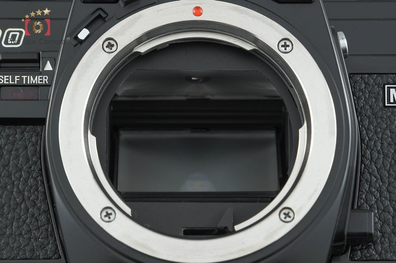 Minolta X-700 35mm SLR Film Camera Body