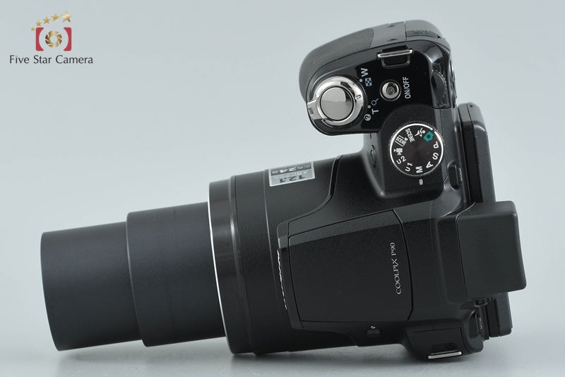 Nikon COOLPIX P90 Black 12.1 MP Digital Camera from Japan