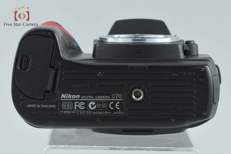 Nikon D70 6.1 MP Digital SLR Camera Body