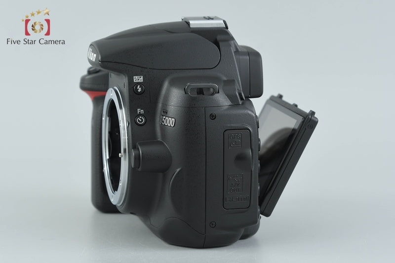 "Shutter count 1,734" Nikon D5000 12.3 MP DSLR Camera Body