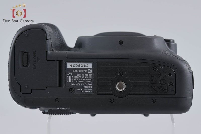 Canon EOS 5D Mark IV 30.4 MP Full Frame Digital Camera