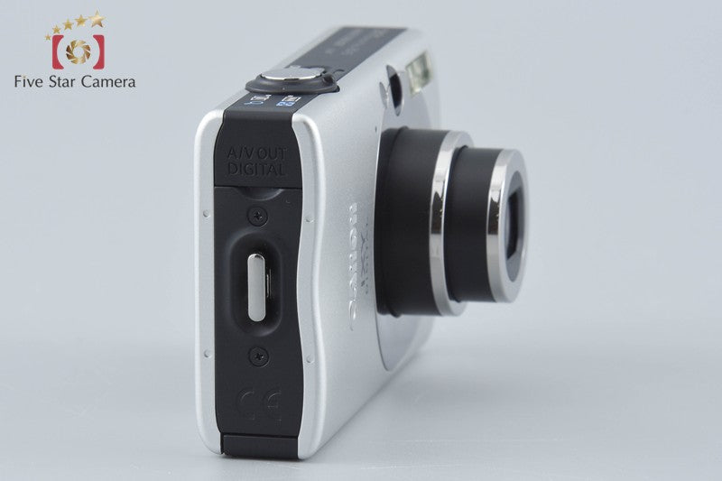 Canon IXY Digital 20 IS Silver 8.0 MP Digital Camera w/ Box