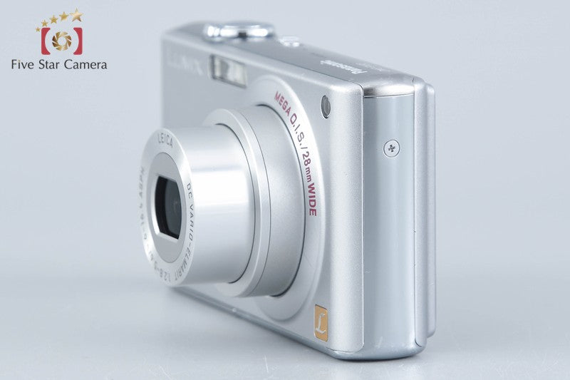 Panasonic LUMIX DMC-FX30 Precious Silver 7.2 MP Digital Camera