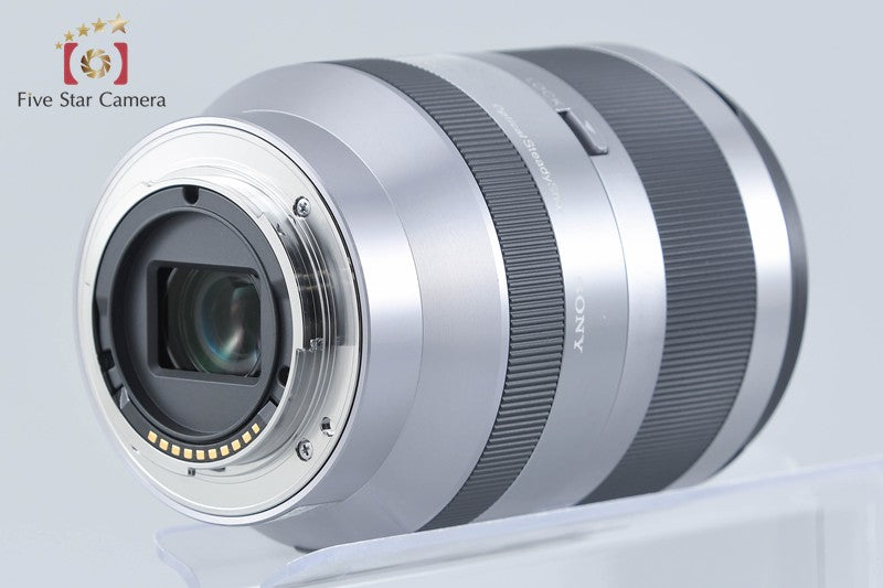 SONY E 18-200mm f/3.5-6.3 OSS SEL18200 Silver