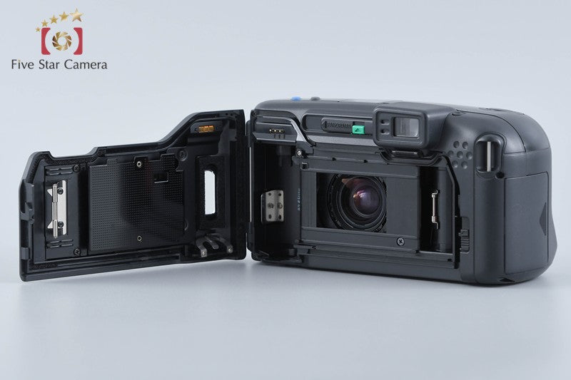 OLYMPUS IZM 220 PANORAMA ZOOM 35mm Point & Shoot Film Camera