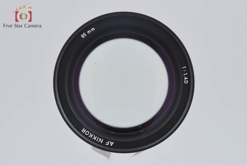 Nikon AF NIKKOR 85mm f/1.4 D w/ Box